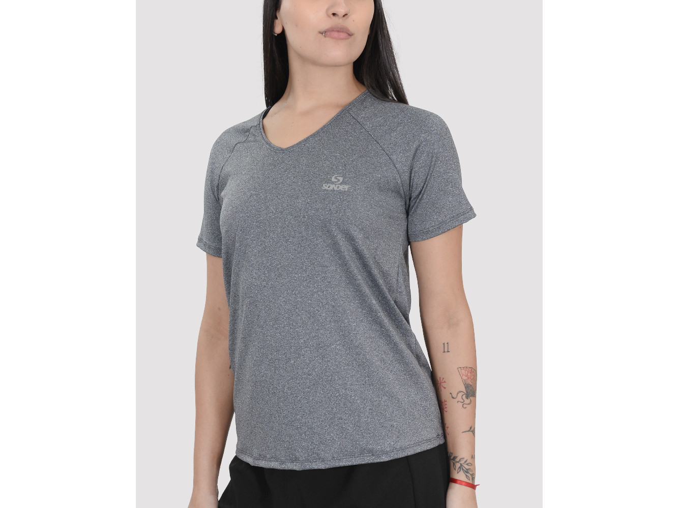 REMERA DAMA CLÁSICA POLIESTER
