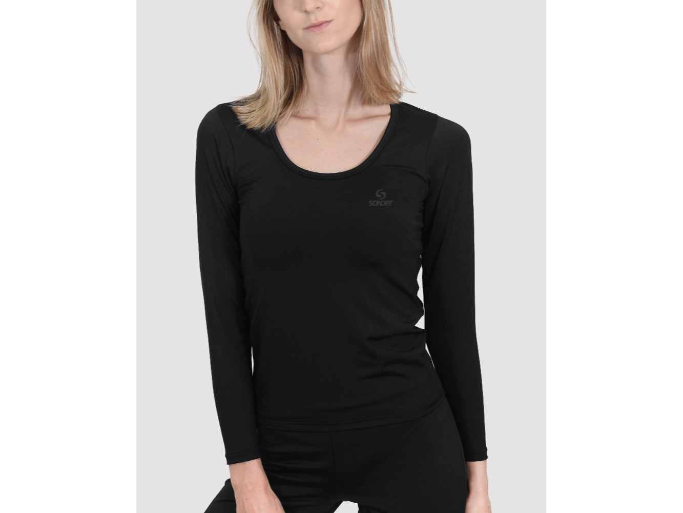 REMERA TERMICA ESCOTADA DAMA