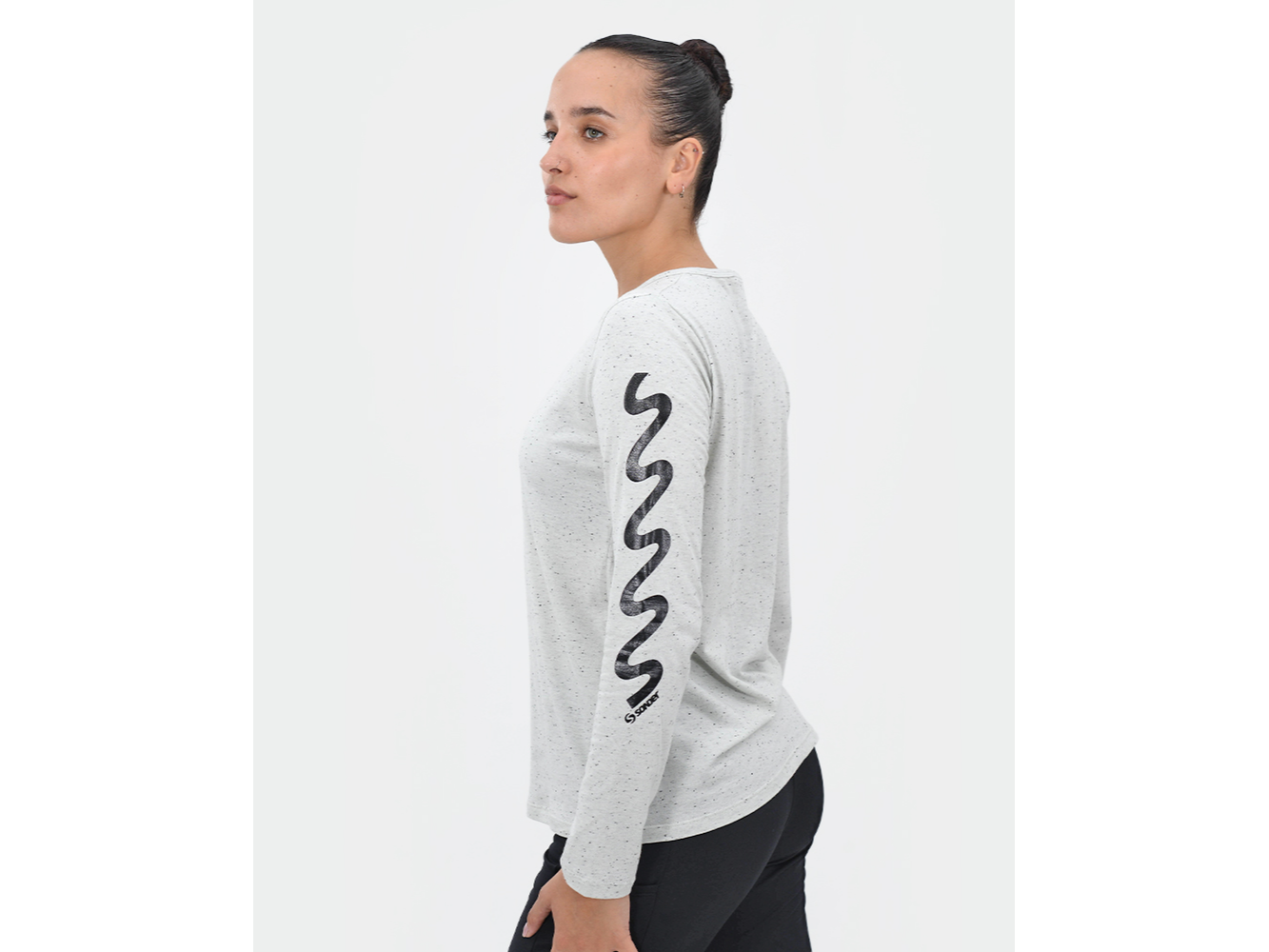 REMERA MANGA LARGA DAMA BUTONE