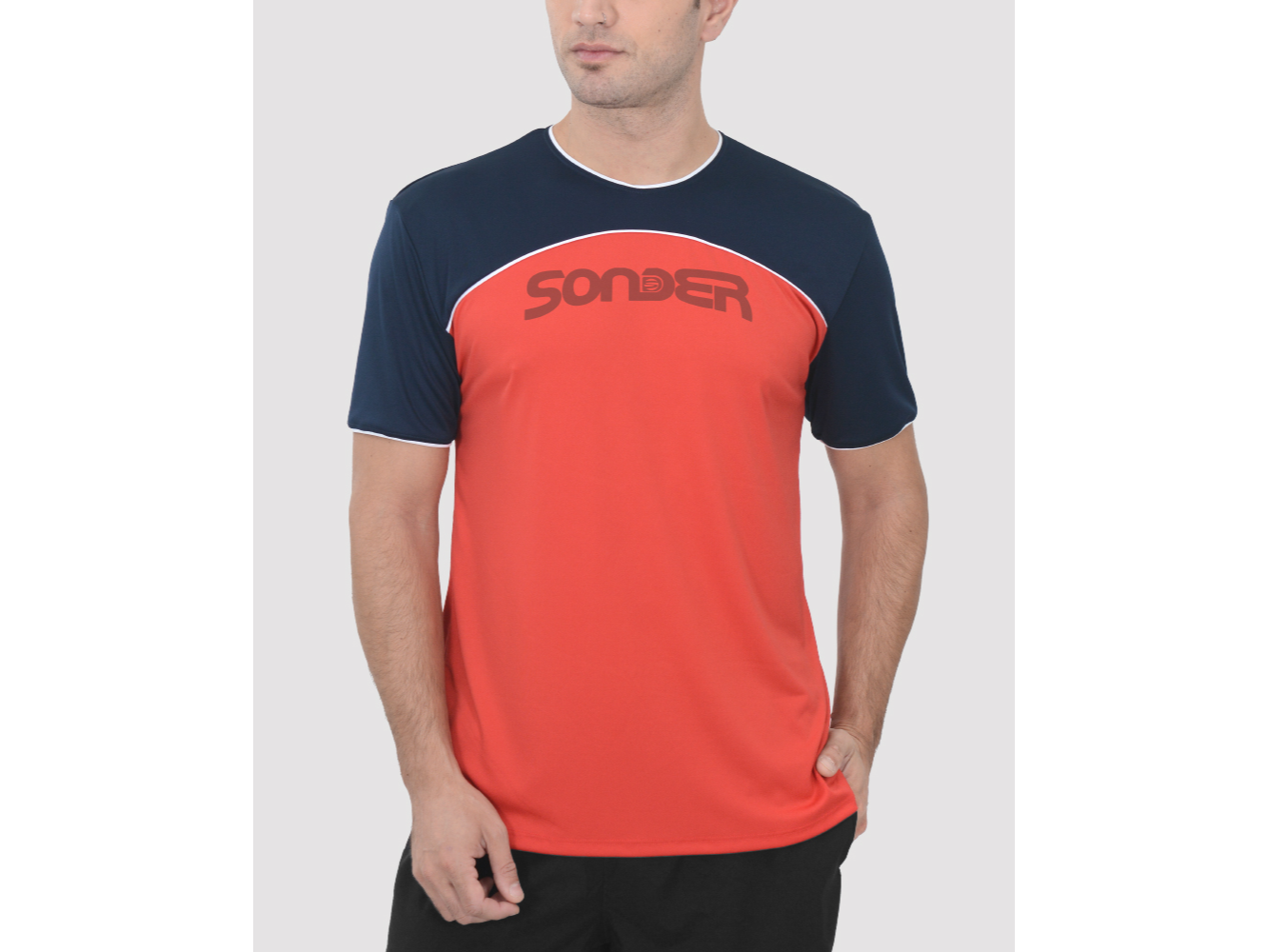 REMERA POLIESTER LIVIANO COMBINADA