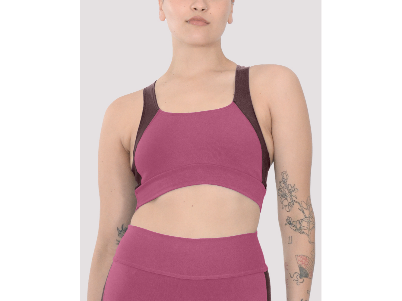 TOP LYCRA OPACA CON RECORTES
