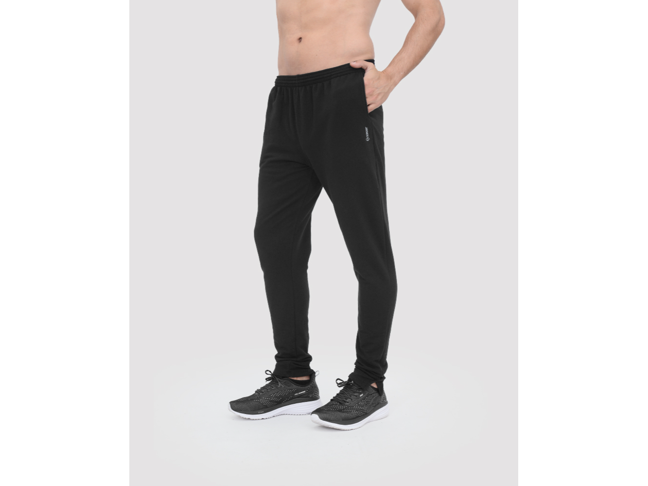 PANTALON ENTALLADO DE FRISA
