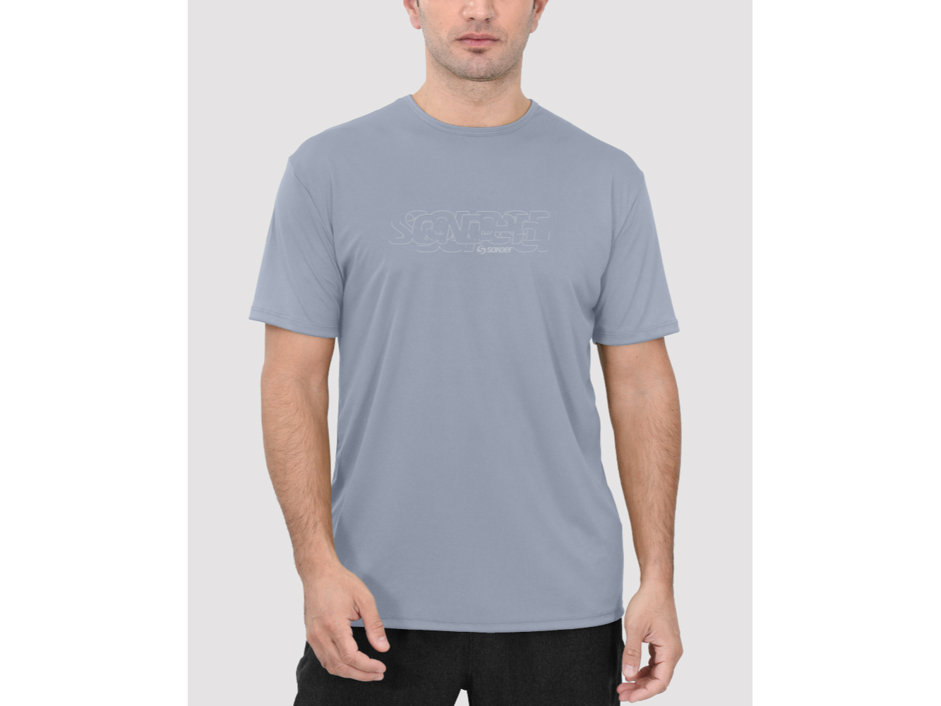 REMERA POLIESTER LIVIANO