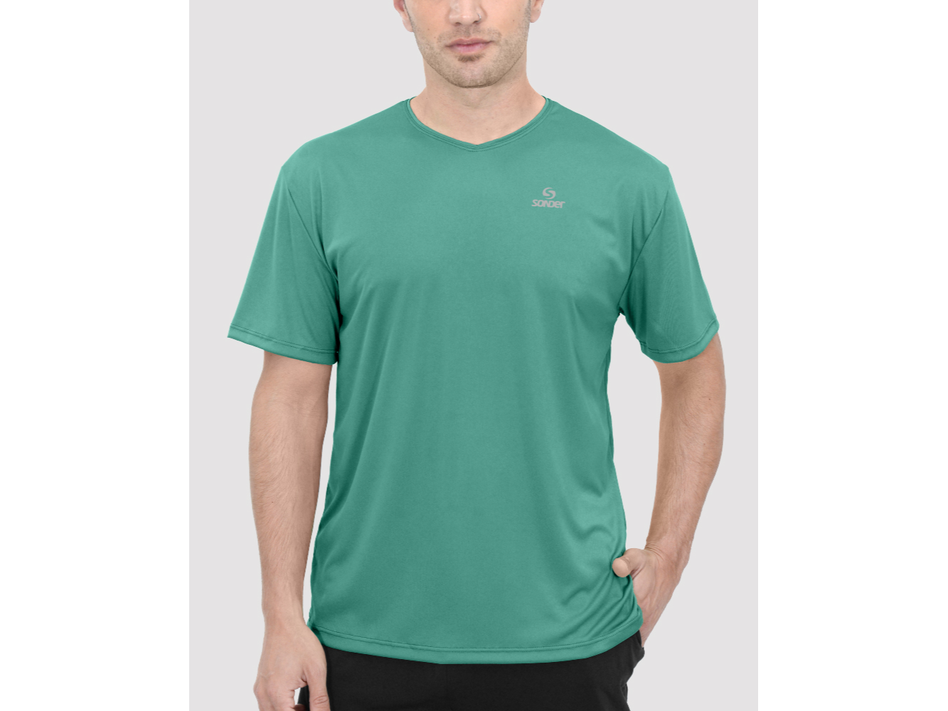 REMERA POLIESTER LIVIANO