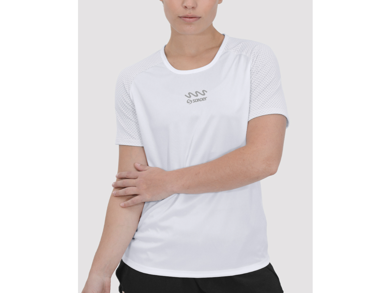 REMERA CLASICA POLIESTER NEODRY
