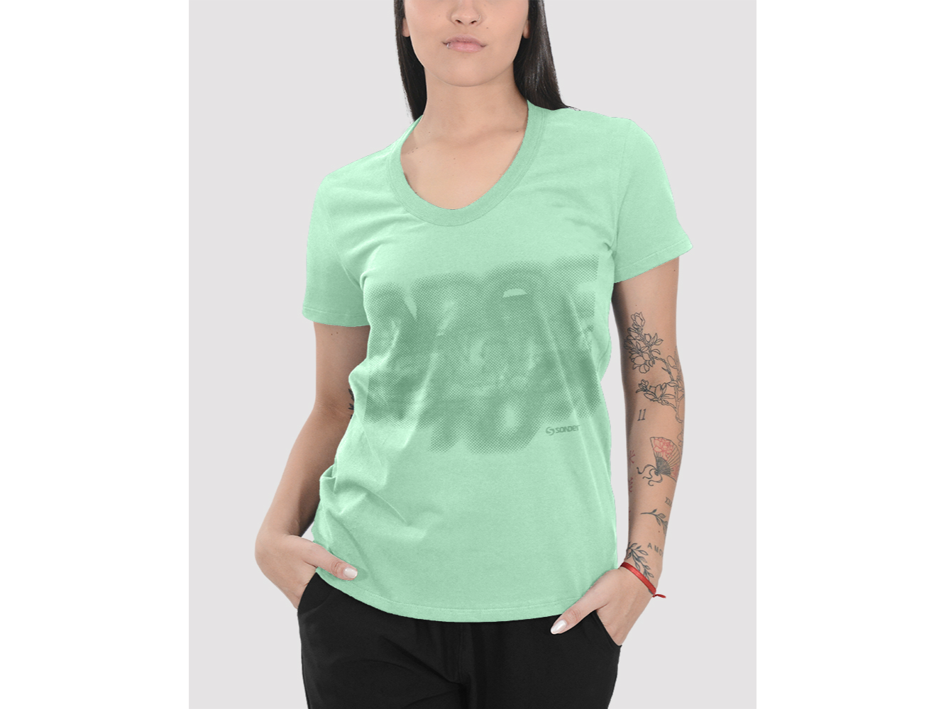 REMERA DAMA CUELLO U JERSEY LIVIANO