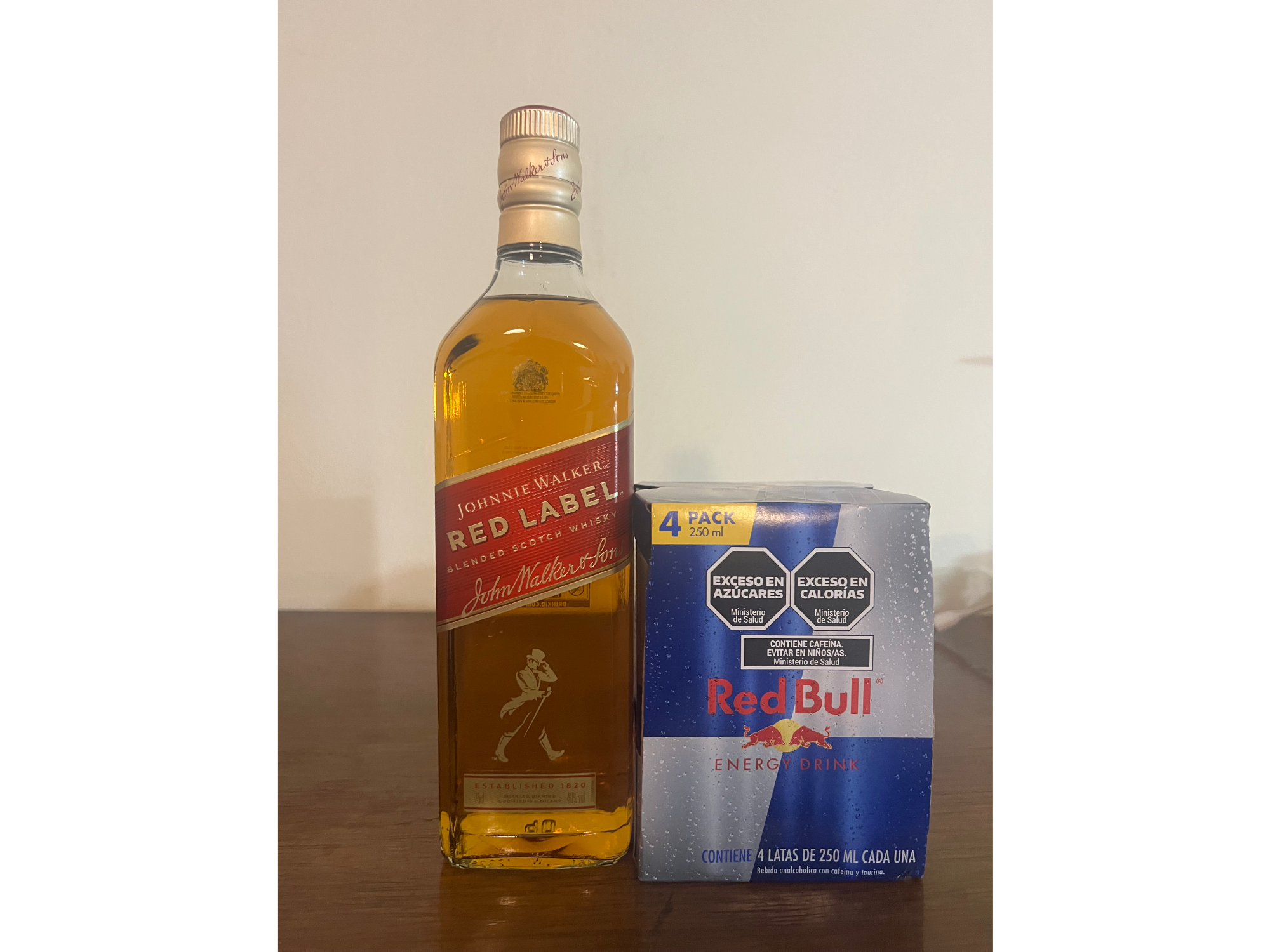 Red label 750ml + 4 Red Bull 250ml