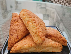 SCONES DE QUESO KETO- MUNDO KETO