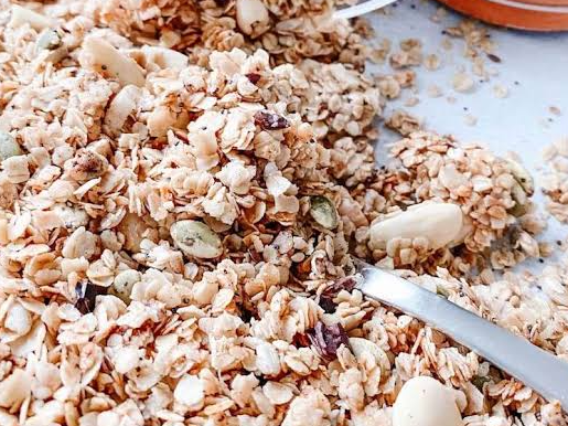 GRANOLA SIN PASAS NI AZUCAR NI MIEL