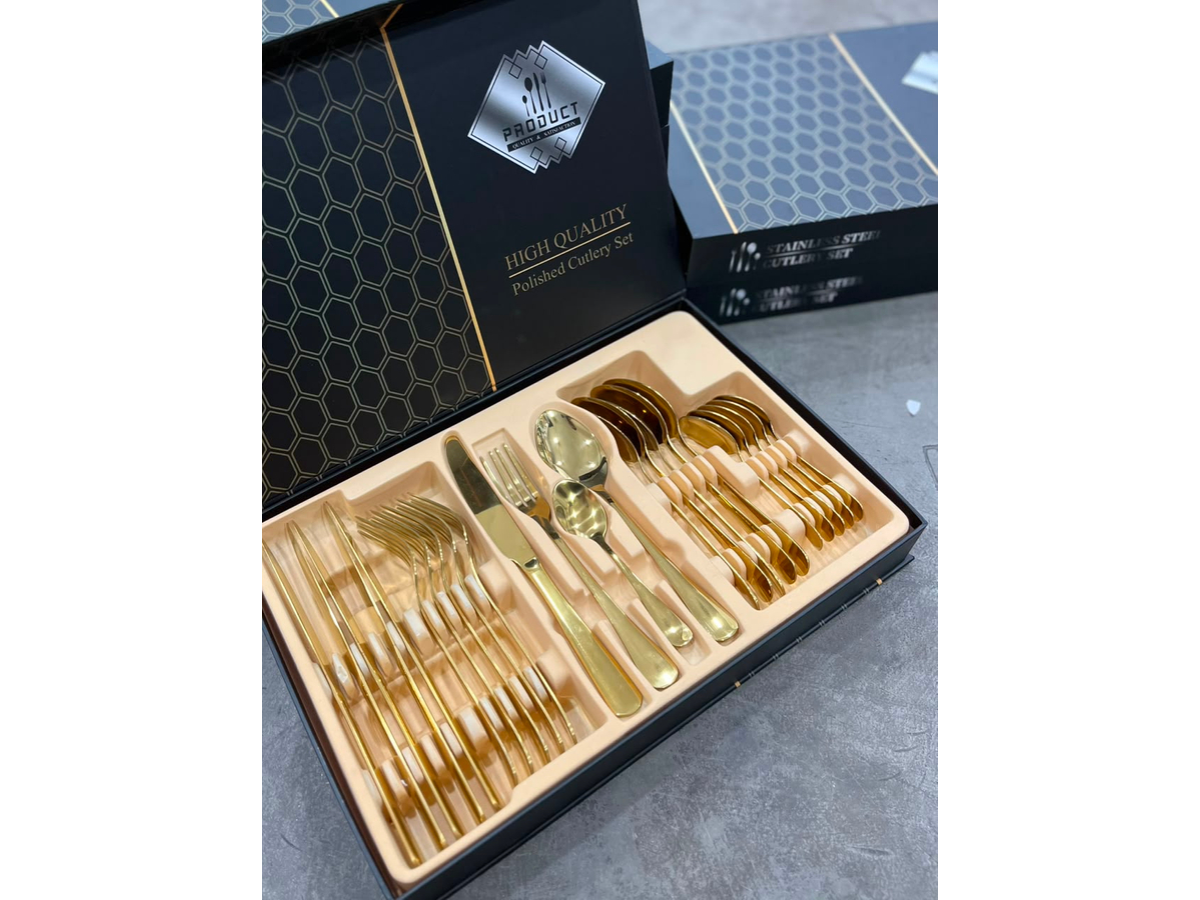 JUEGO DE CUBIERTOS DORADO ACERO INOXIDABLE