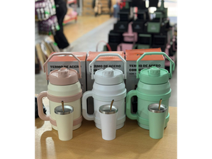 BIDON TERMICO 1.5 LITROS CON MATE de VITTO STORE