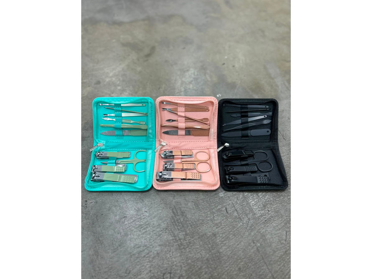 SET DE MANICURA COMPACTO