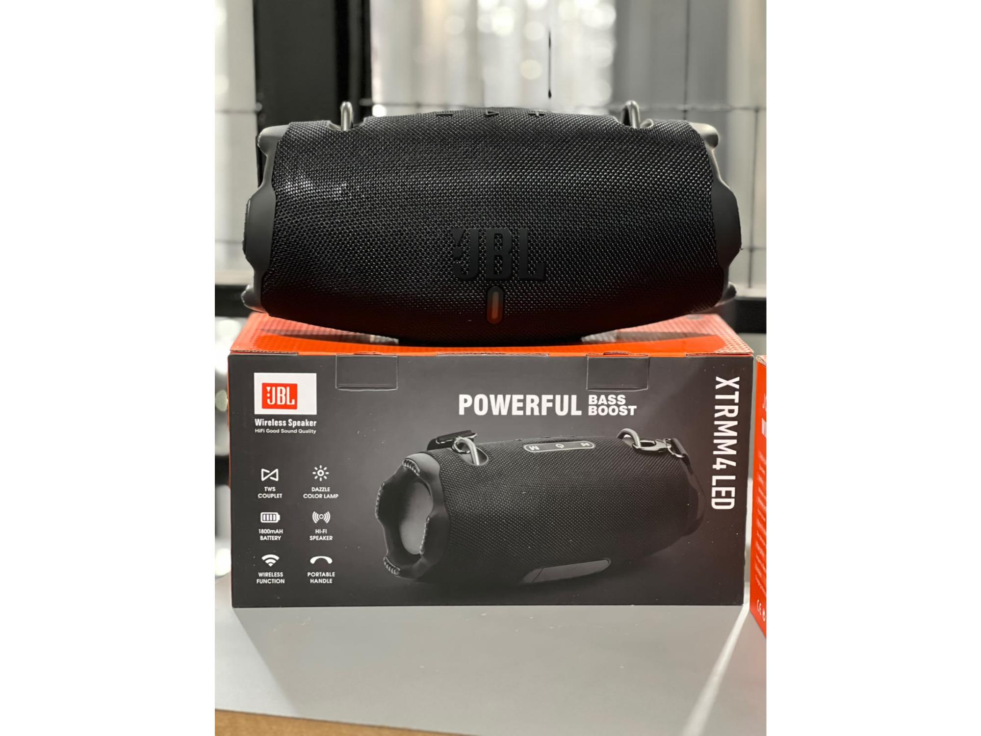 PARLANTE EXTREME 4 LED