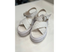 Sandalias Blancas de Nena