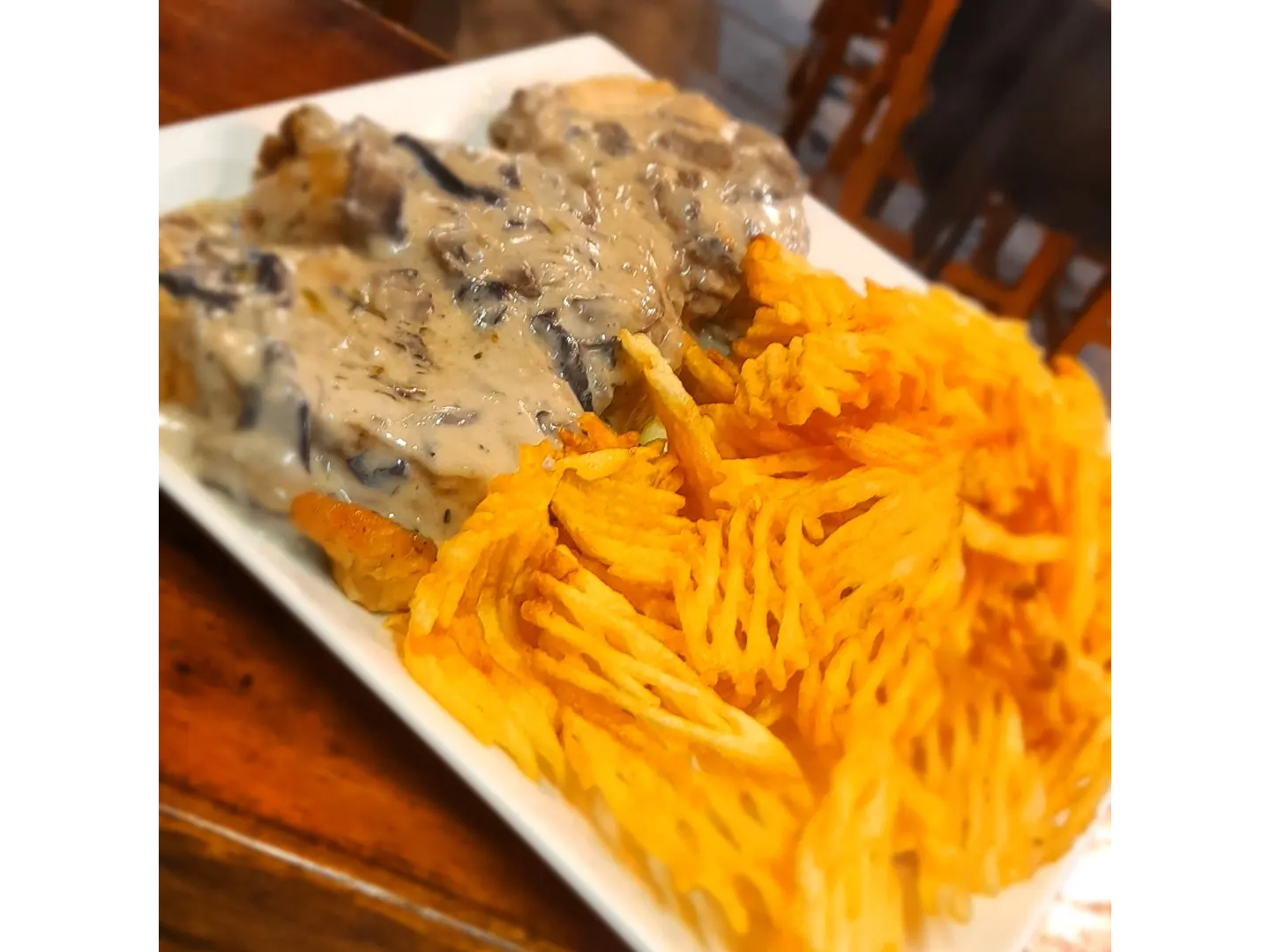 POLLO ARROLLADO AL ROQUEFORT