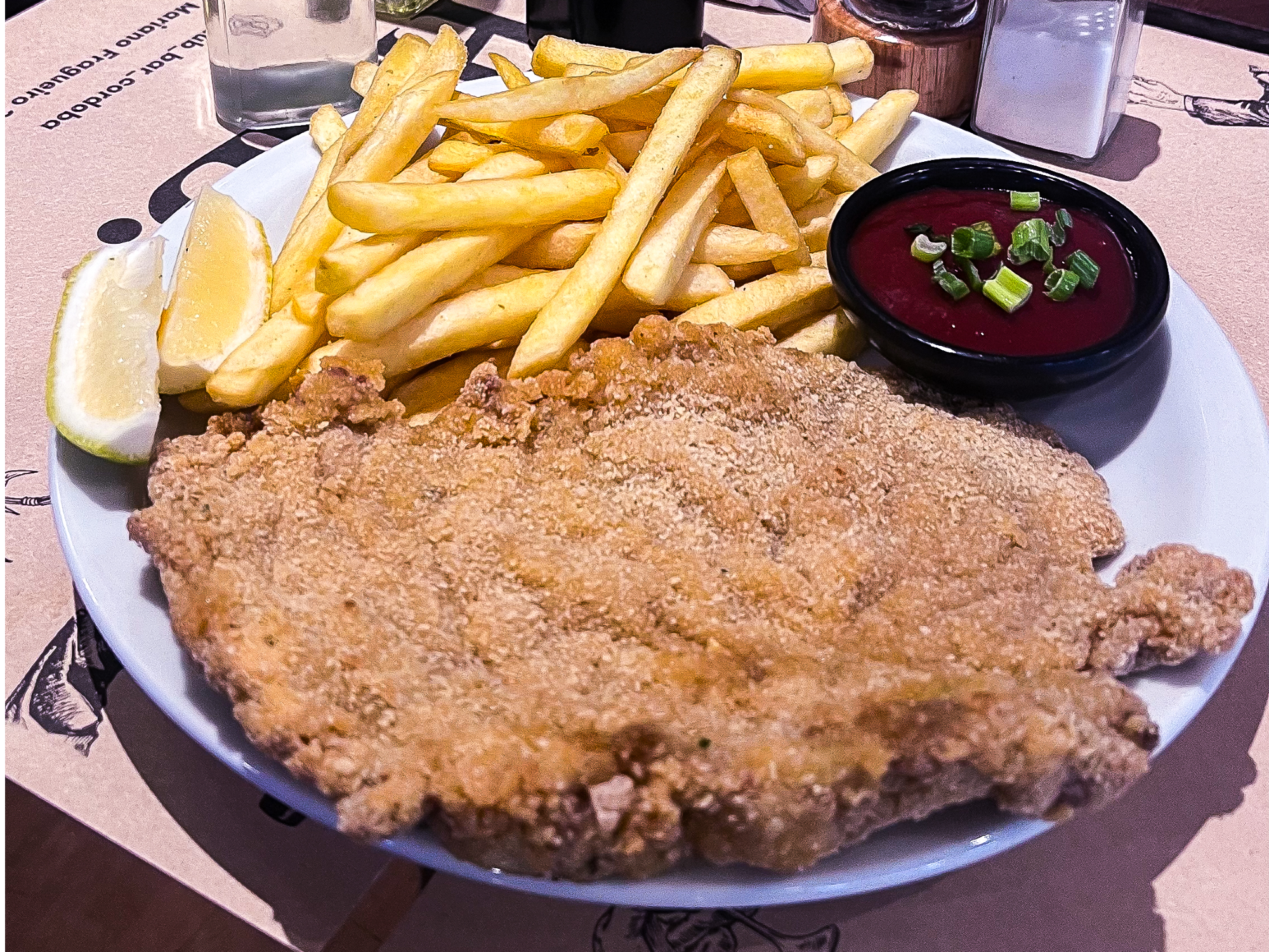 MILANESA CLÁSICA de HUB! Bar & Coffee