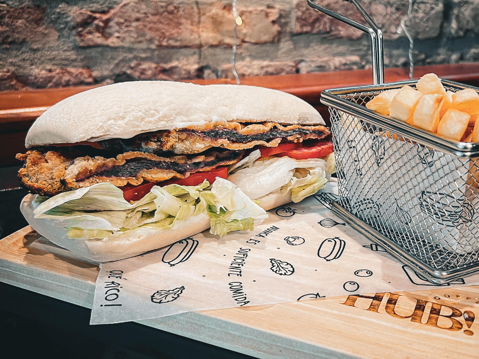 SÁNDWICH DE MILANESA