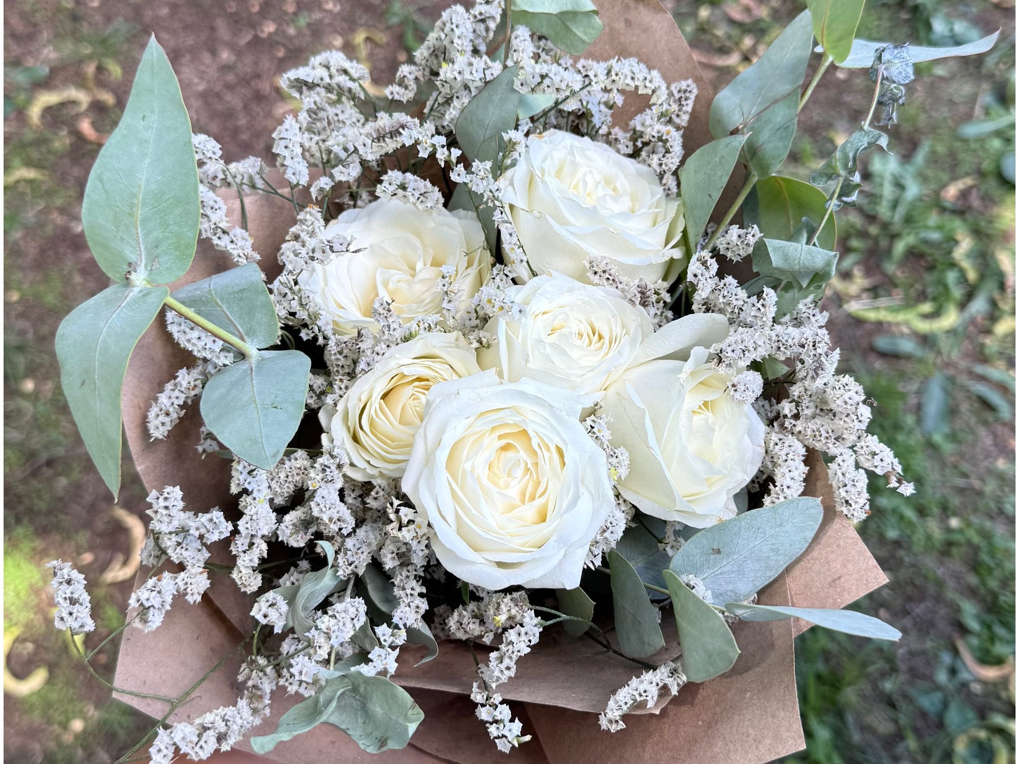 Ramo de rosas nacionales 🌹