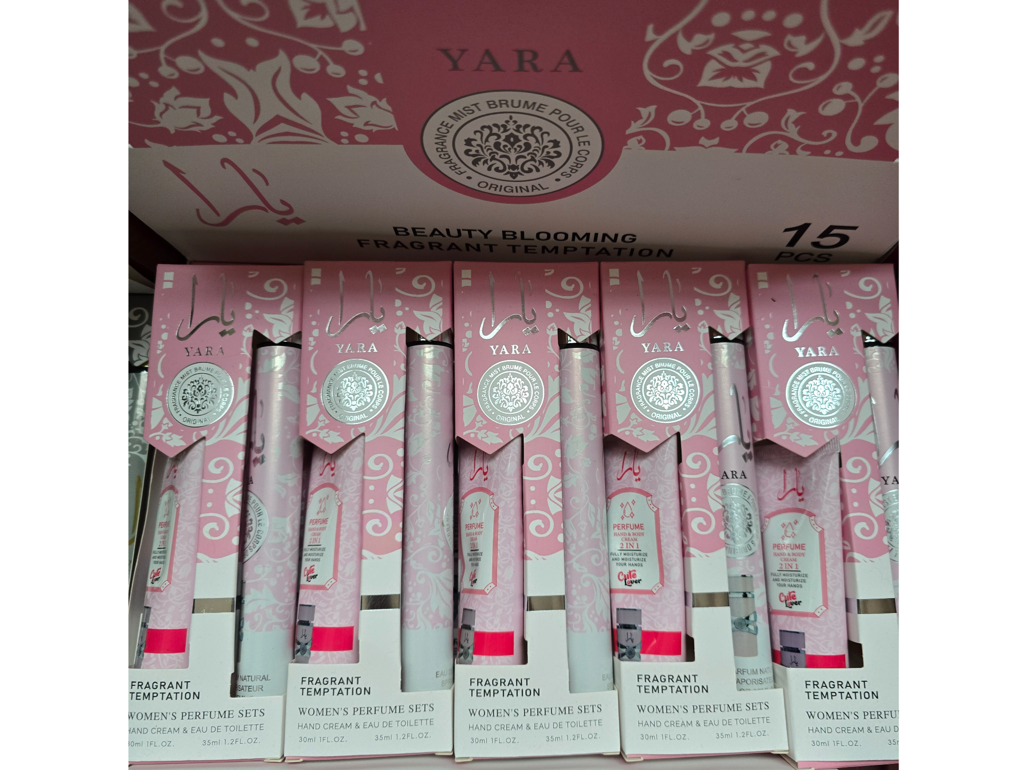 Perfume + crema yara rosa