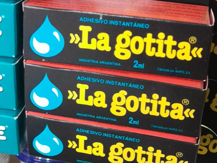 La gotita pegamento