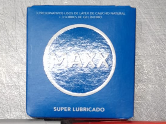 Caja preservativos Maxx super lub