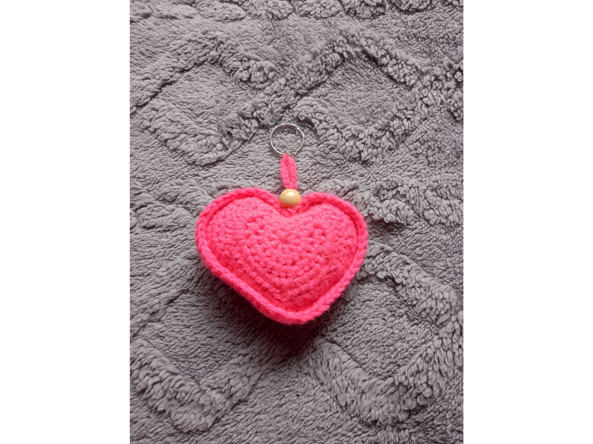 llavero corazon fuccia