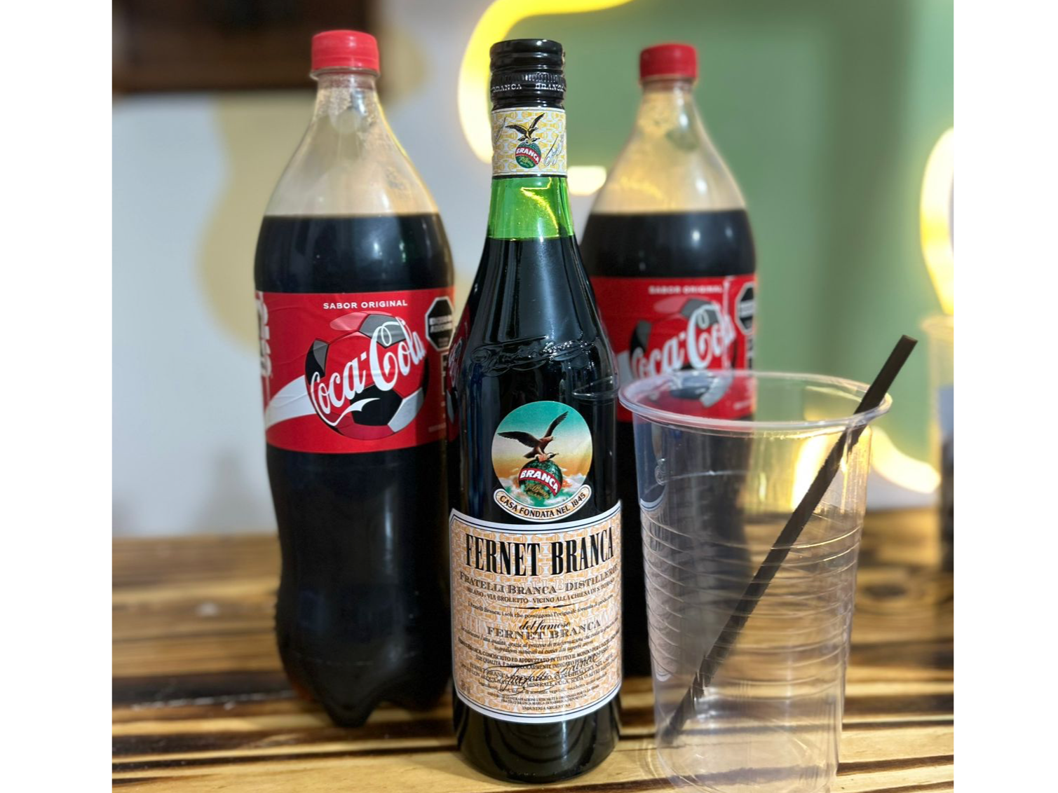 FERNET BRANCA 750 ml + 2 Coca DES. 1,5Lt