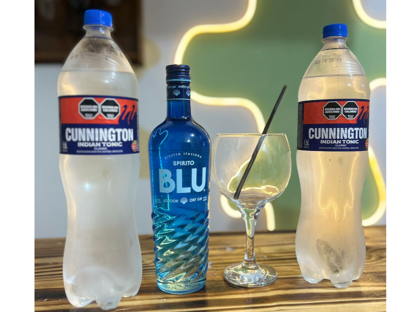 SPIRITO BLU London Dry + 2 tónica Cunnignton
