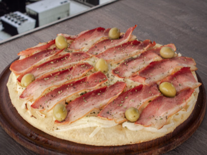 Grande de Fugazzeta con Panceta