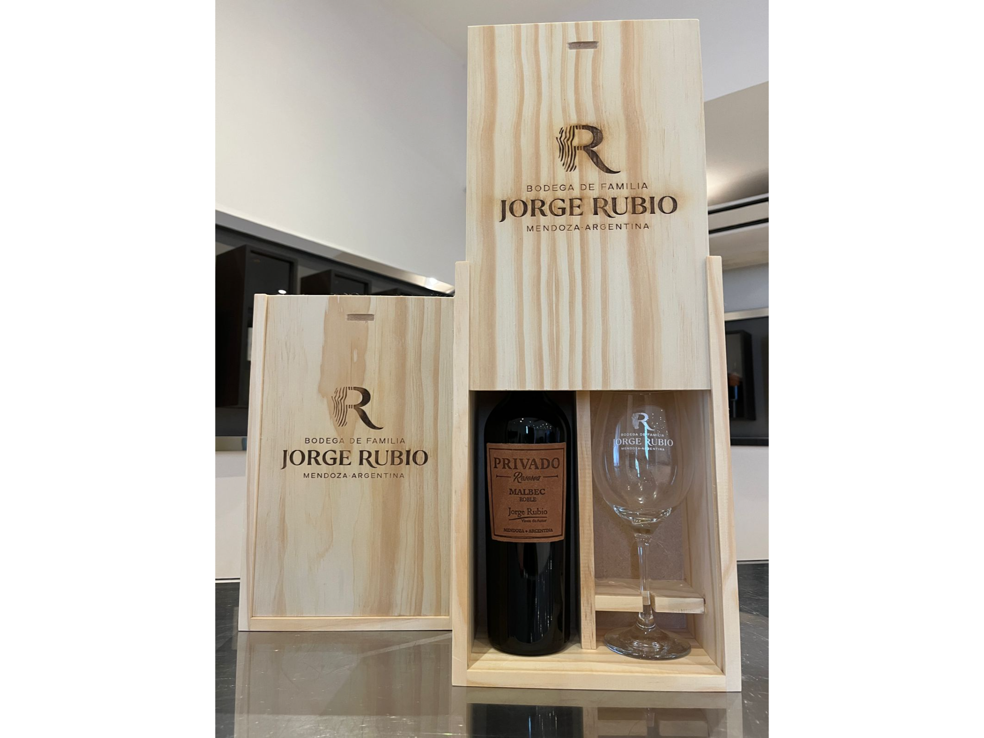 CAJA DE MADERA JORGE RUBIO