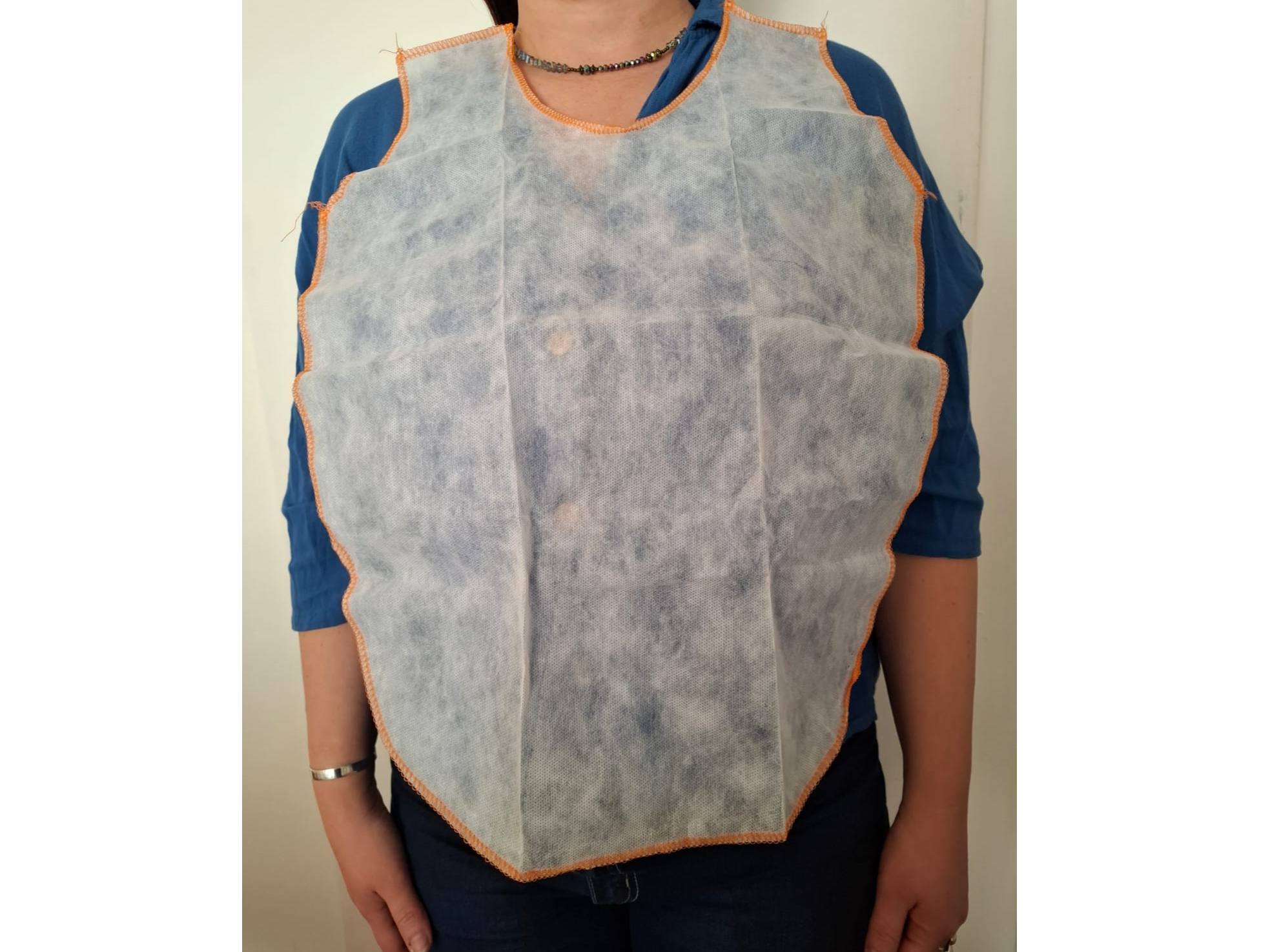 Babero descartable (3 unidades)