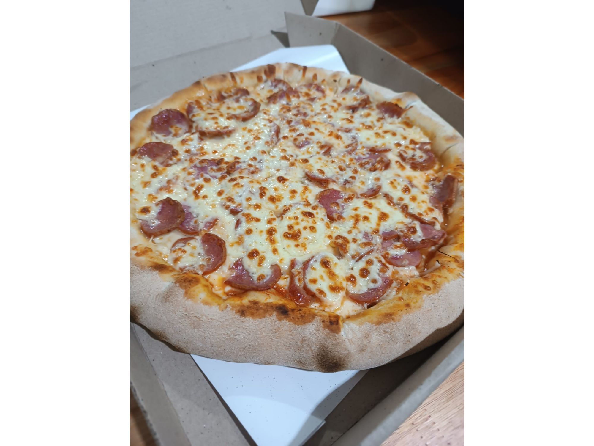 Pizza Calabresa a la crema 8 porción