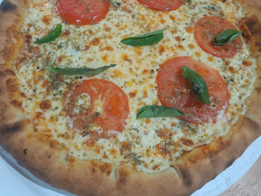 Pizza  Marguerita 8 porción