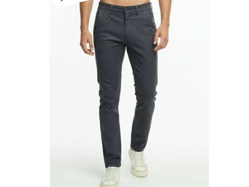 Pantalón corte chino