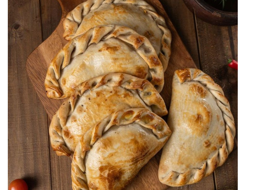 Empanadas Criollas SALADAS
