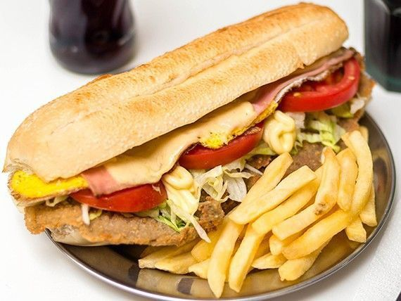 Sandwich de milanesa CHICO COMPLETO con papas