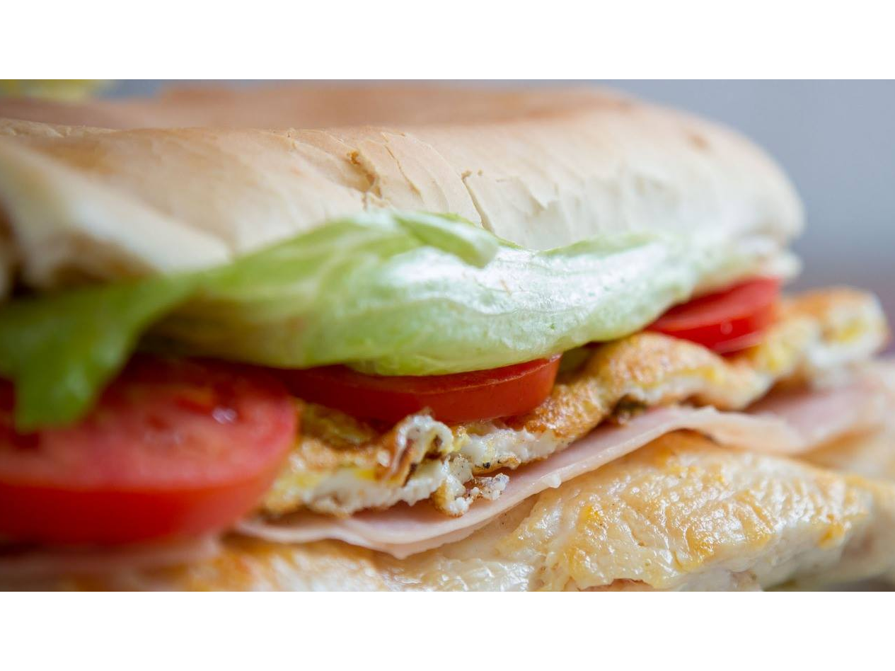 Lomo COMPLETO de POLLO con papas