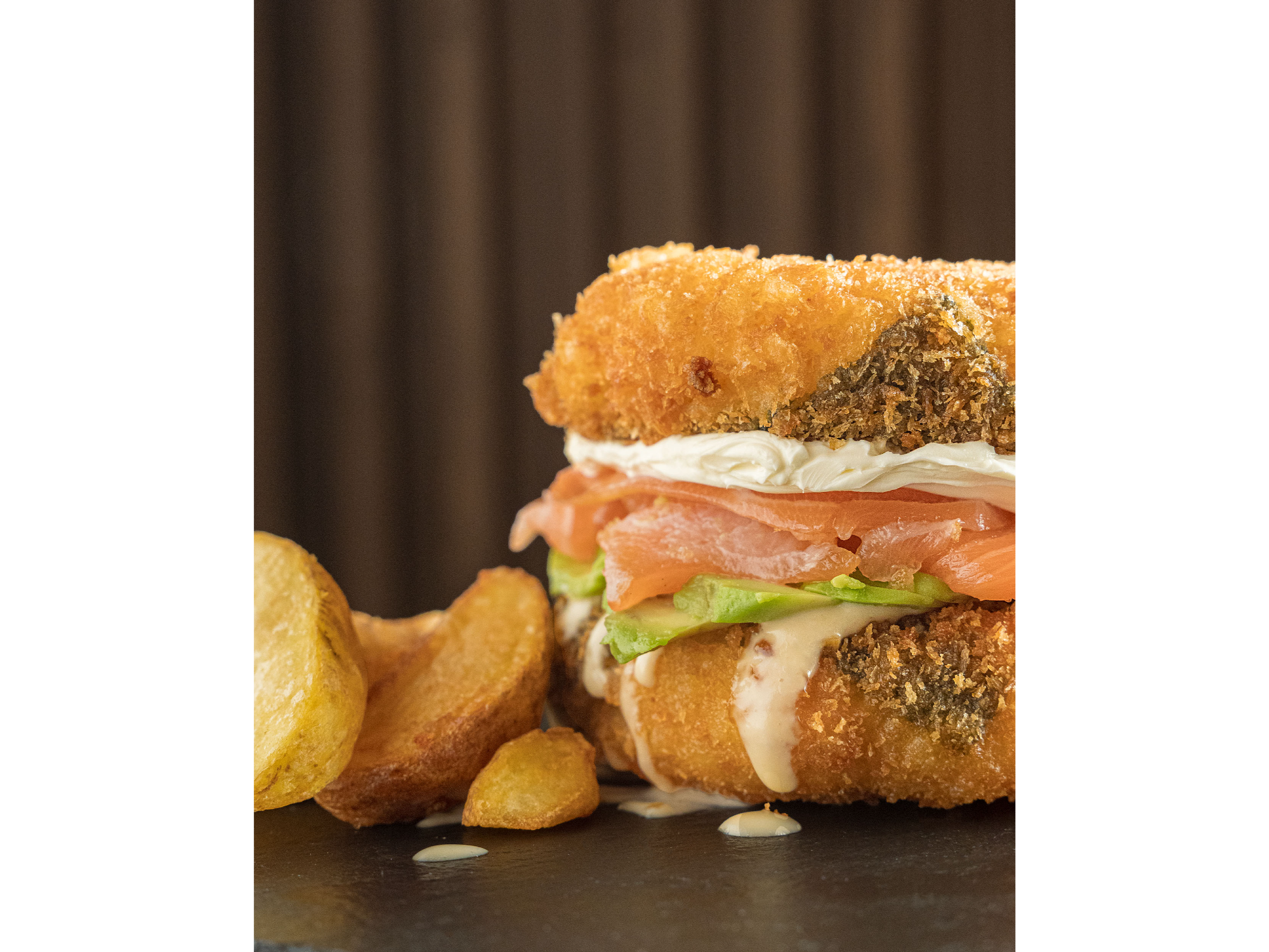 Sushi Burger + Papas Rusticas