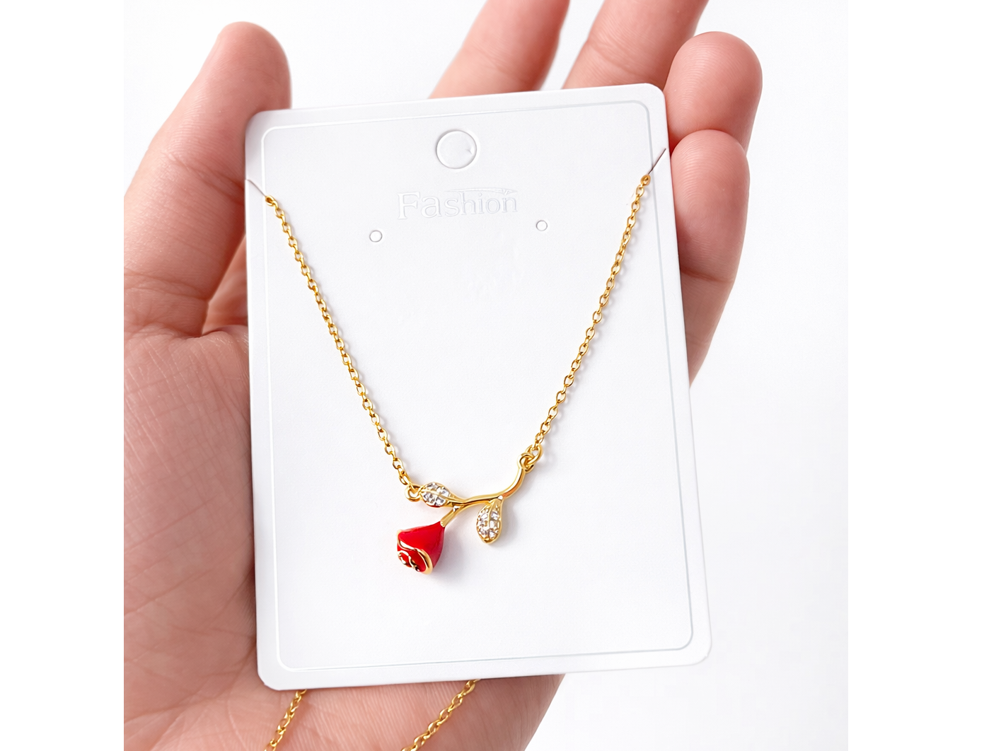 Cadena Rosa con Brillos Ajustable + Perfume