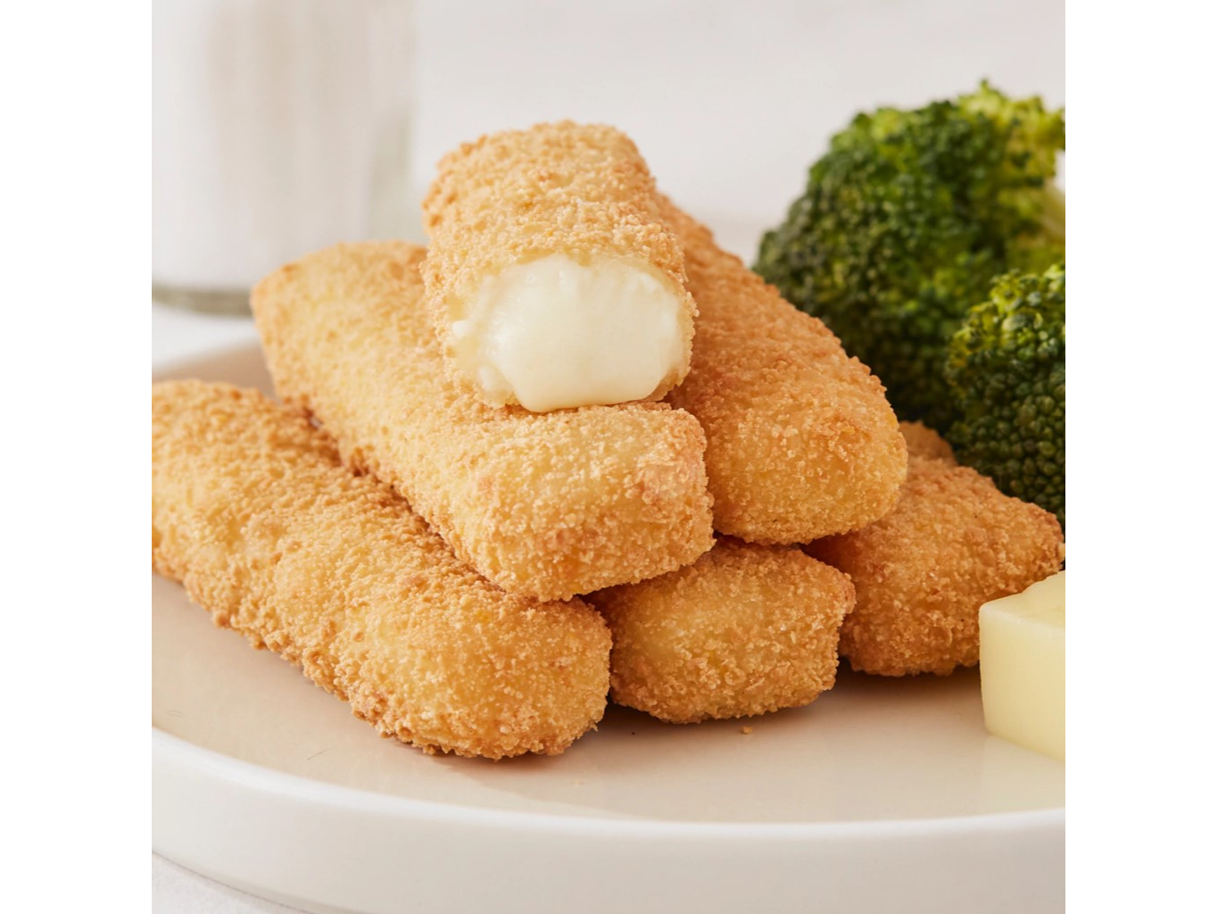 BOCADITOS TIERNIS BASTON DE MOZZARELLA x 1 kg.