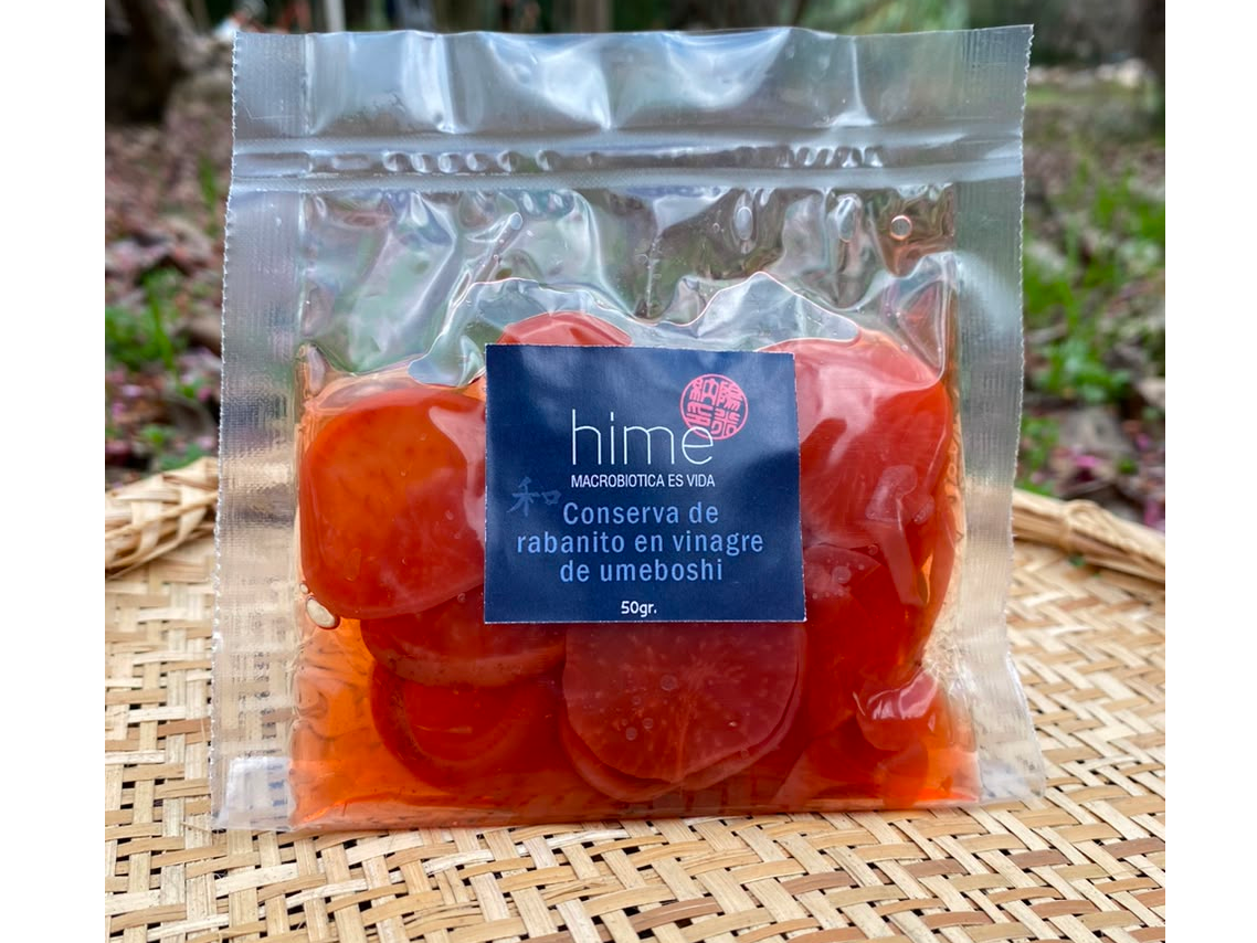 Rabanito en vinagre de umeboshi - 50grs al vacío