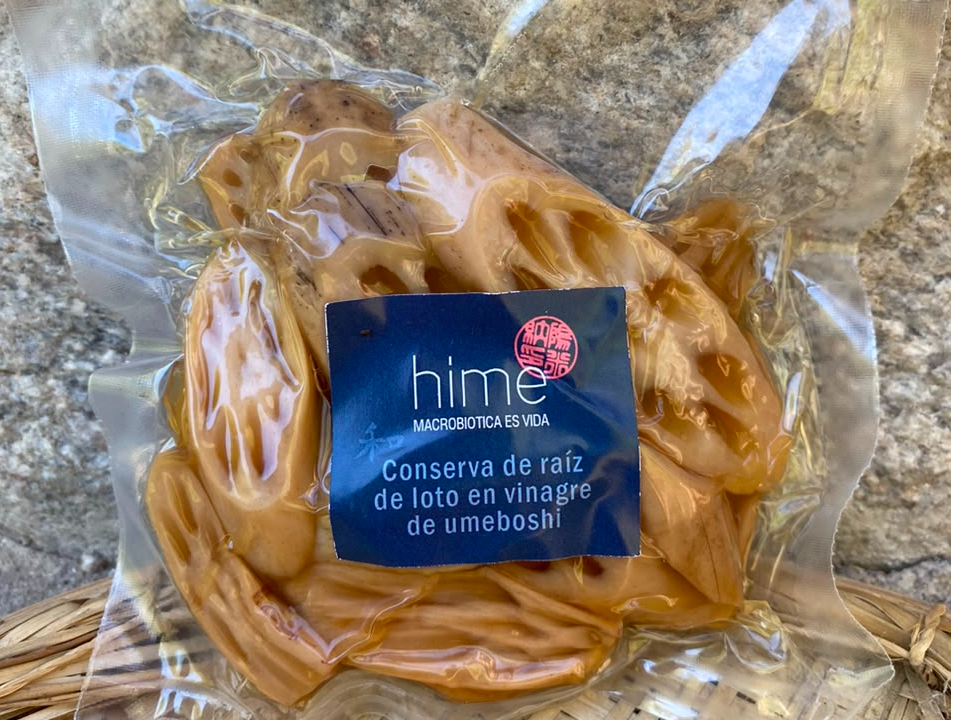 Raiz de Loto en vinagre de umeboshi -  100grs