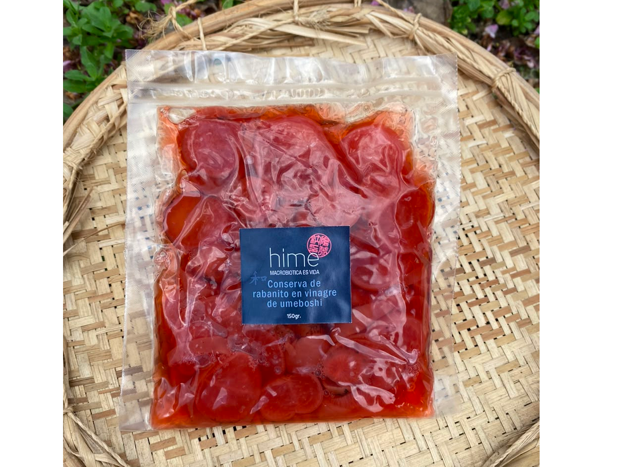 Rabanito en vinagre de umeboshi - 150grs al vacío