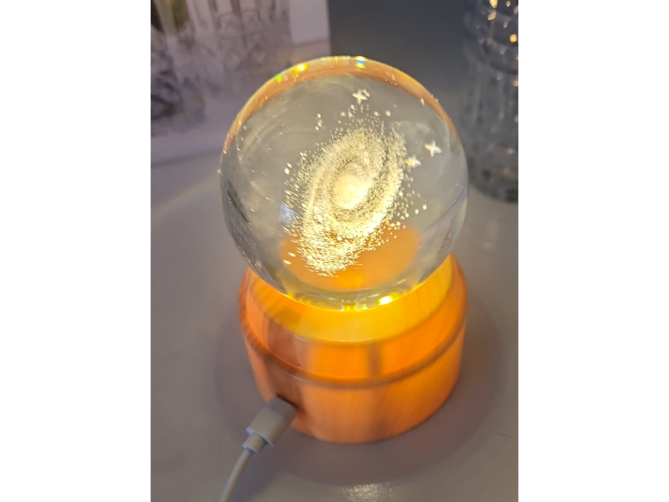 Lampara esfera laser universo