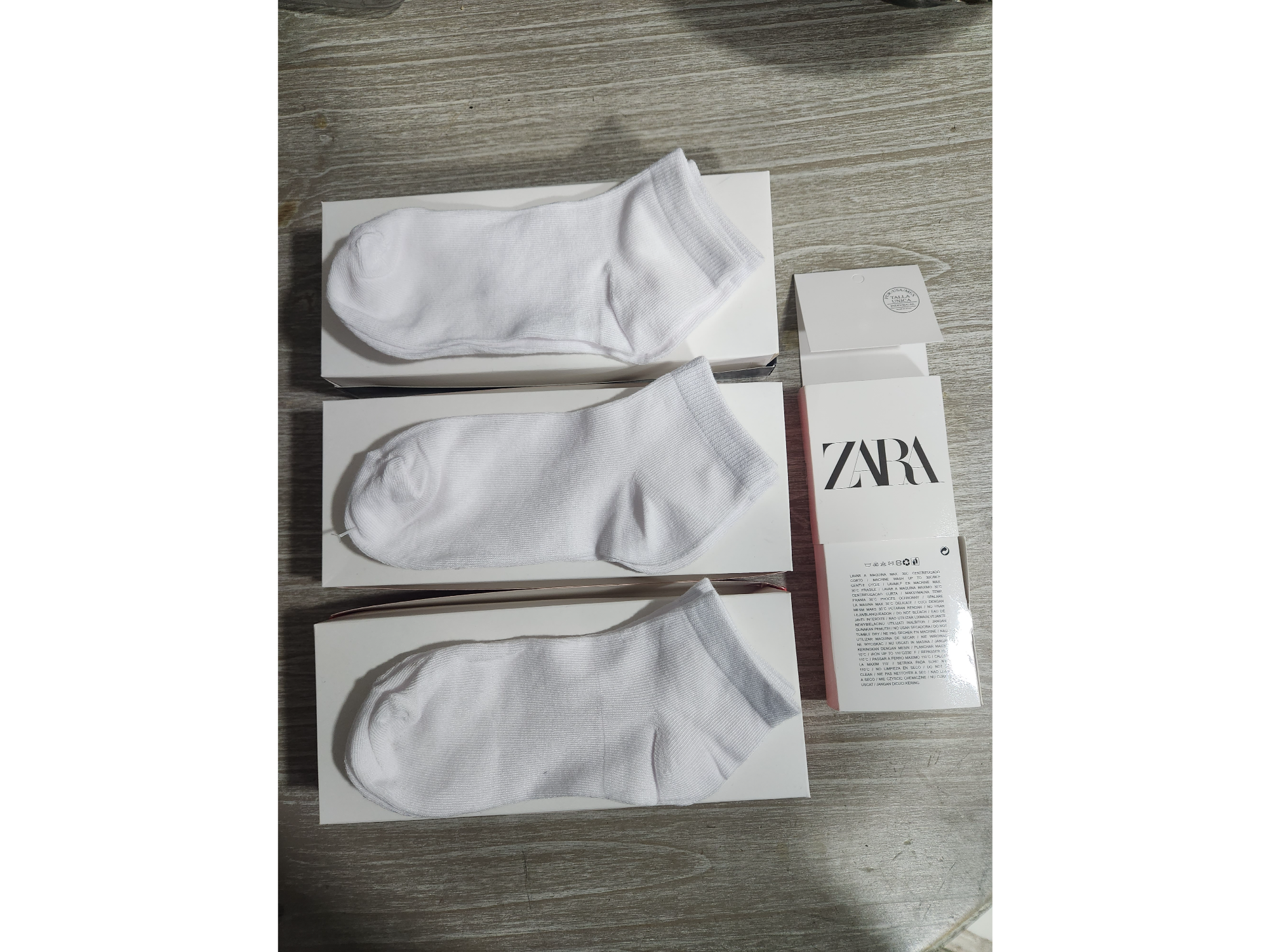 Medias zara españa medio tobillo blancas