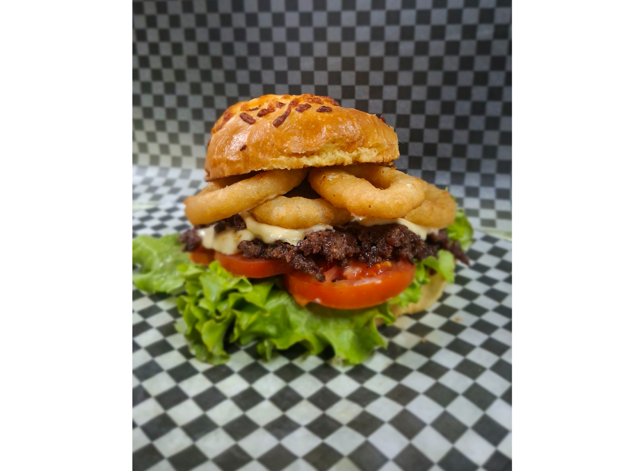 Hamburguesas con aros de cebolla