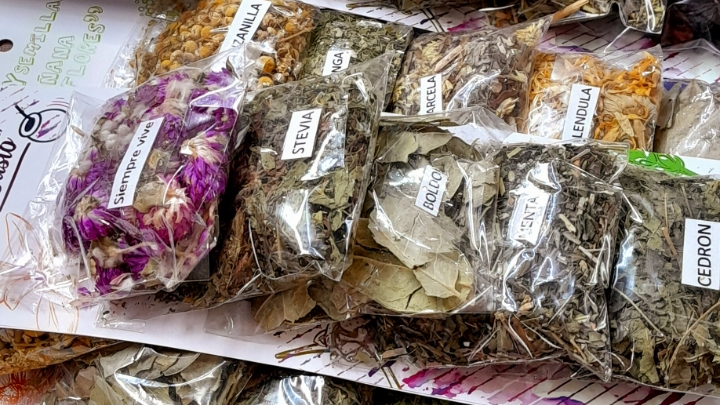 Tiras yuyeras/ Botánicas/ Condimentos