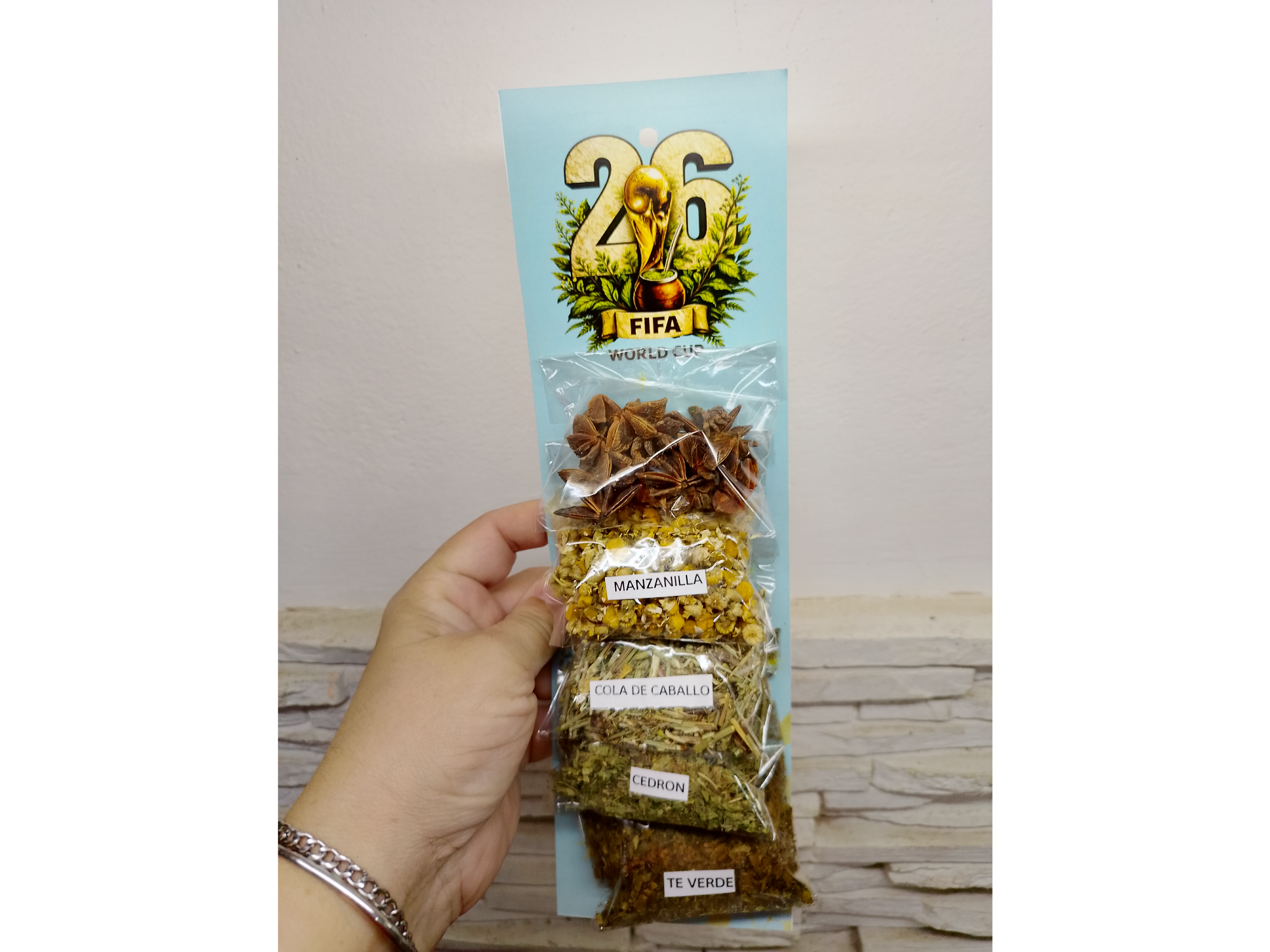 Tira con anis mundialera