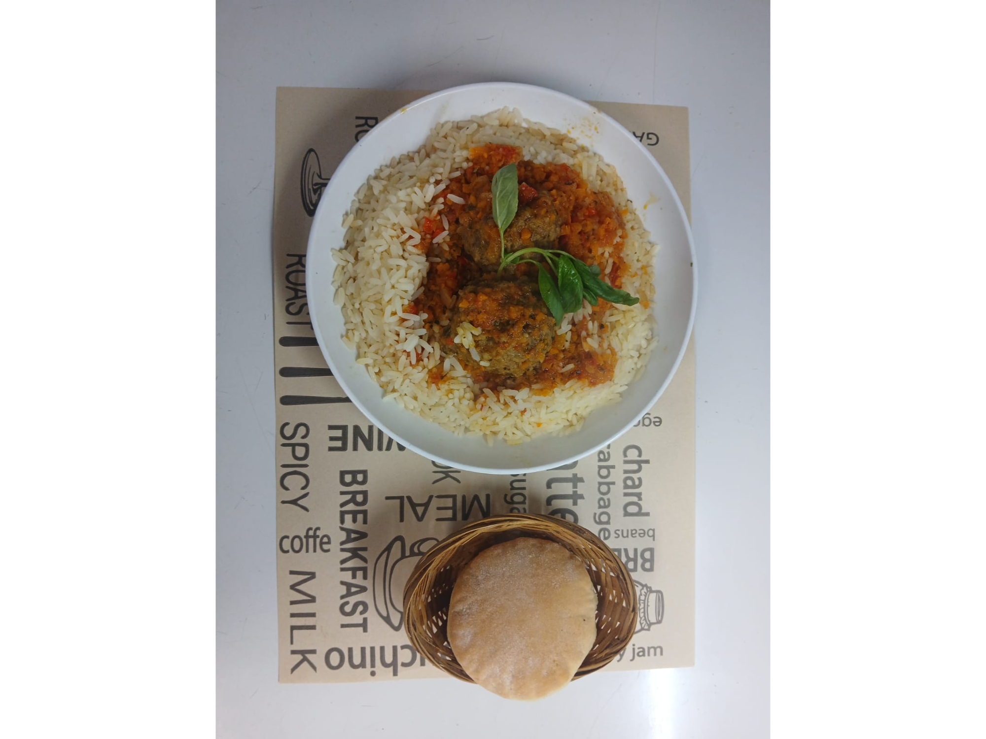 Arroz con salsa bologñesa