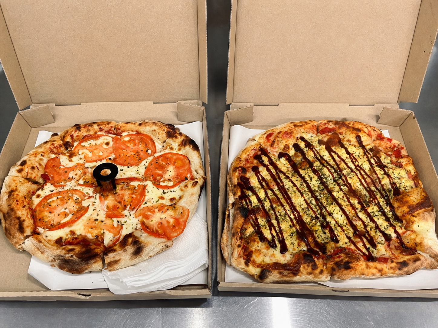1 NAPOLITANA y 1 POLLO BARBACOA